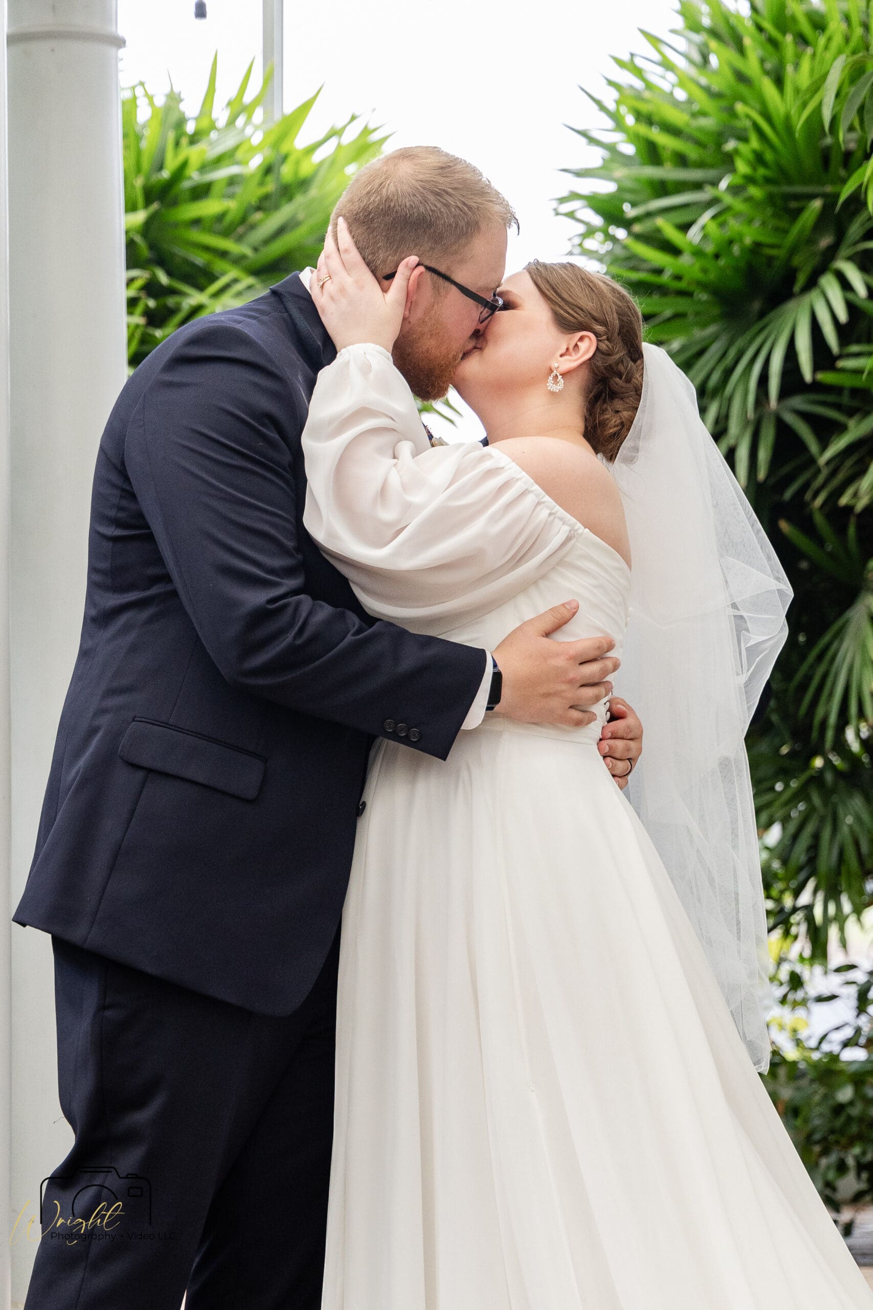 Gage and Emily kissing for the first time as husband and wife