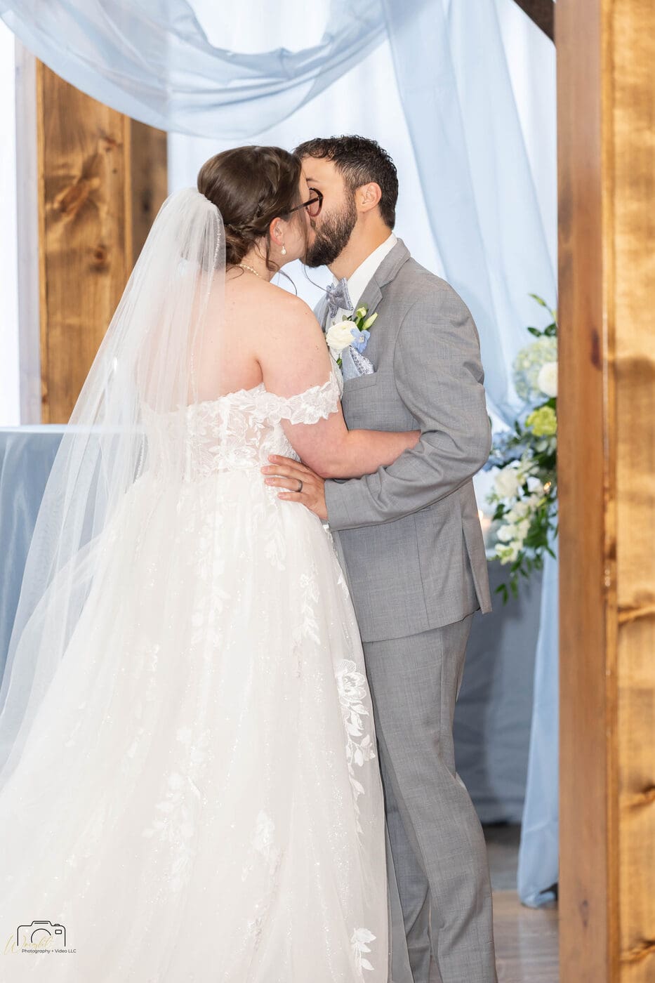 Brock and Sara Kirk wedding at The Studio by Woods & Co in Paducah, KY